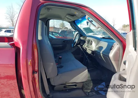 2003 Ford F-150 Xl/Xlt z USA, uszkodzony, nr VIN 1FTRF18203NB77303